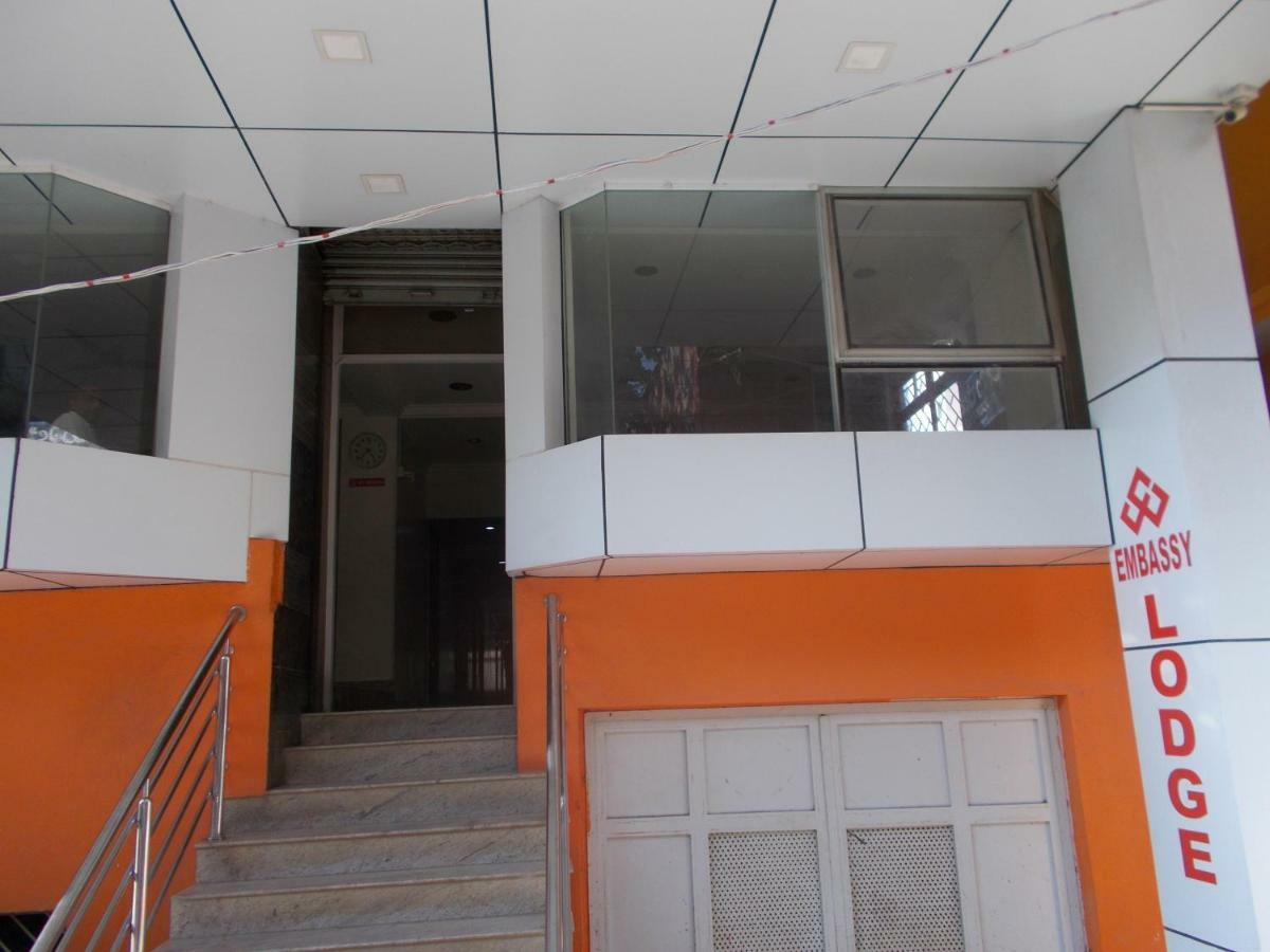Hotel Embassy Bangalore Exterior photo